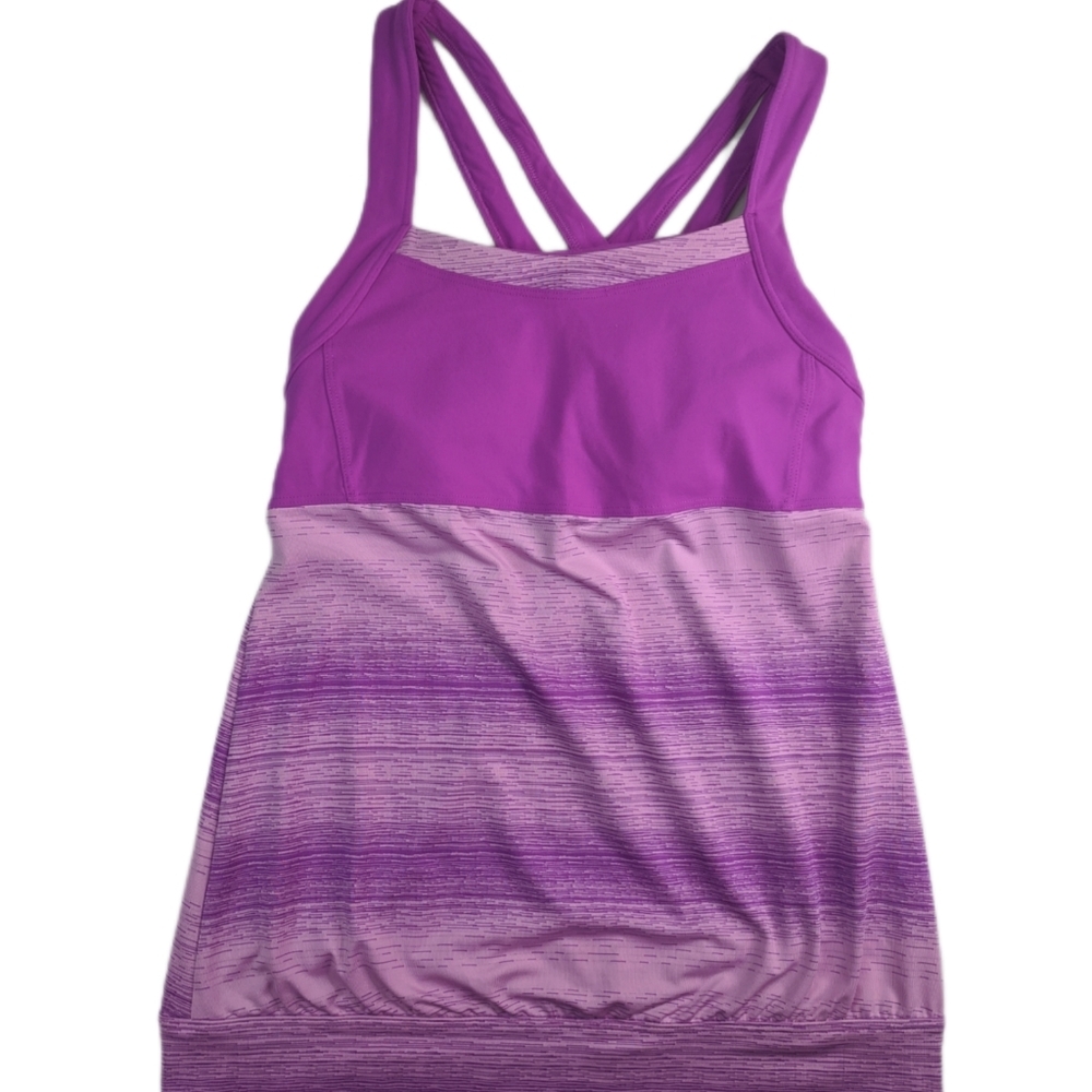 Athleta Stride Crunch & Punch workout tank top with bra cups size Small